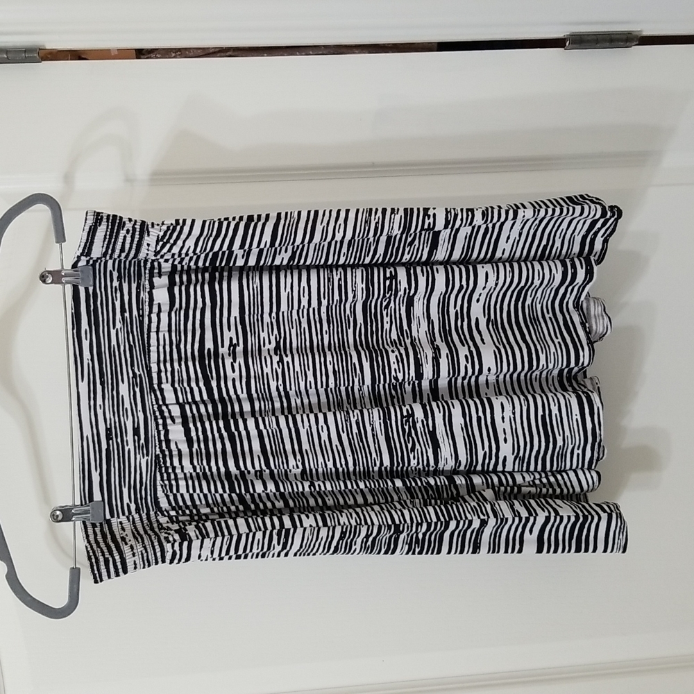 Lane Bryant Black and White Striped Skirt Size 14